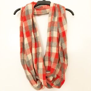 infinity scarf || apricot lane